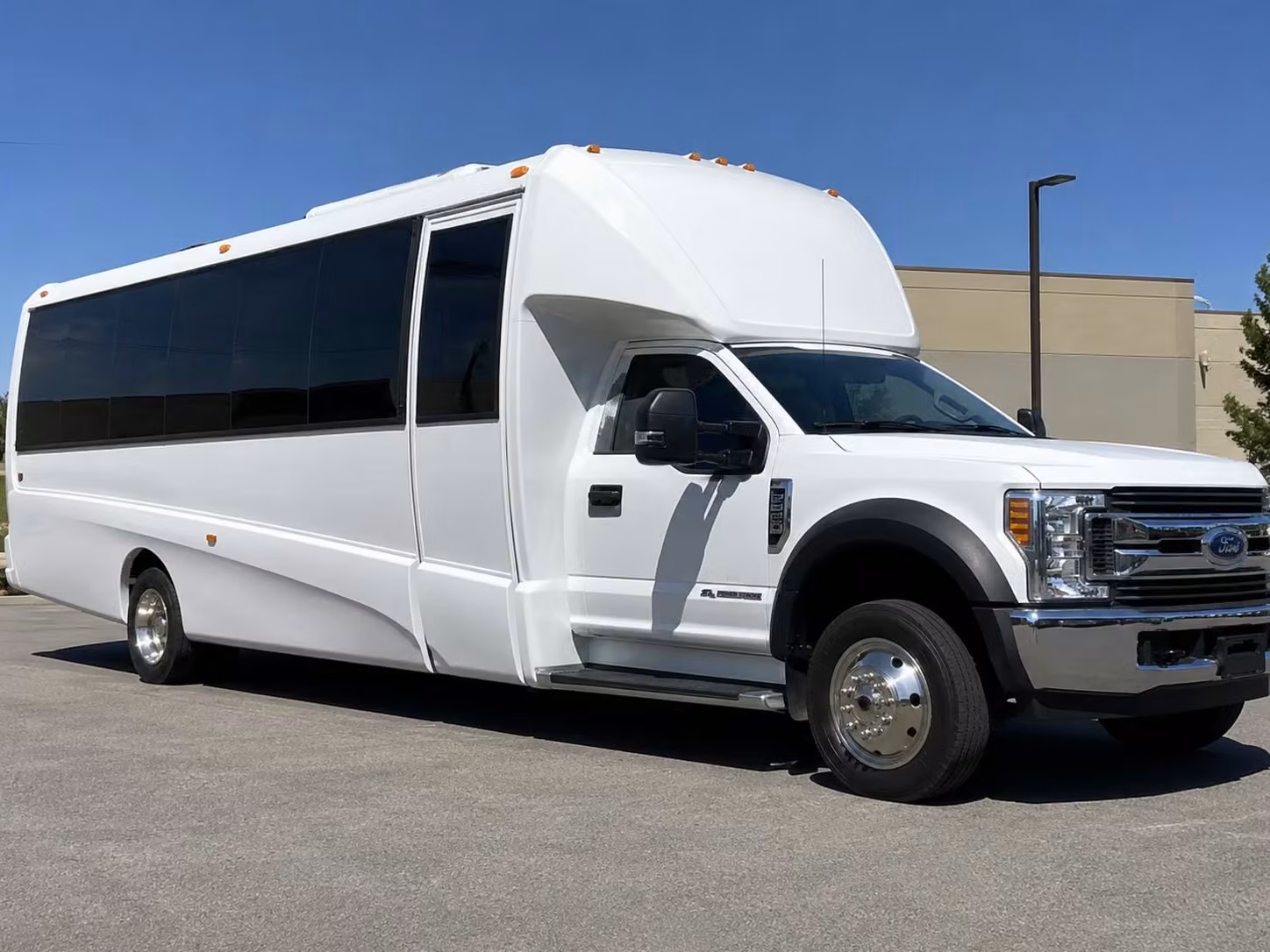 18 passenger minibus