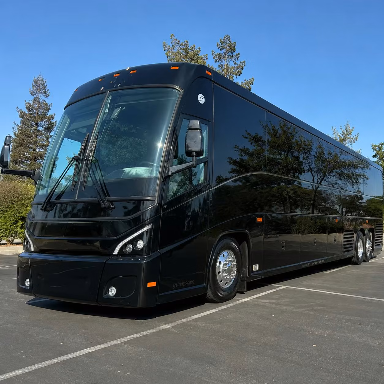 greeley s oil and gas industry groups rely on long distance charter bus rentals for crew transportation